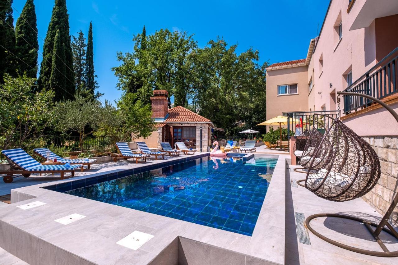 Villa Providenca Celopeci Εξωτερικό φωτογραφία